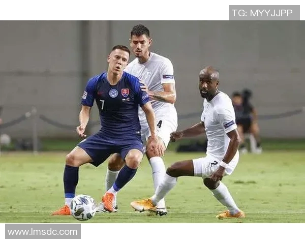 以色列与斯洛伐克足球赛比分预测分析及双方近期状态评估