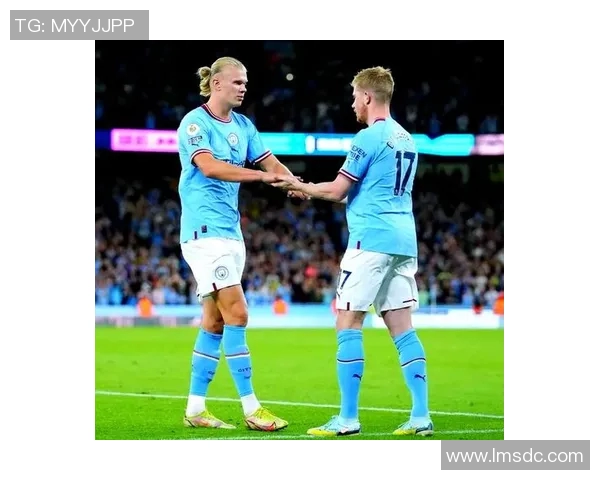 哈兰德狂揽五球曼城7-0横扫莱比锡创欧冠新纪录